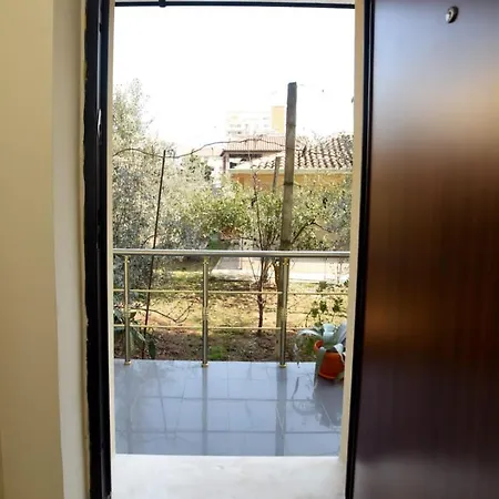 Nita Apartment *